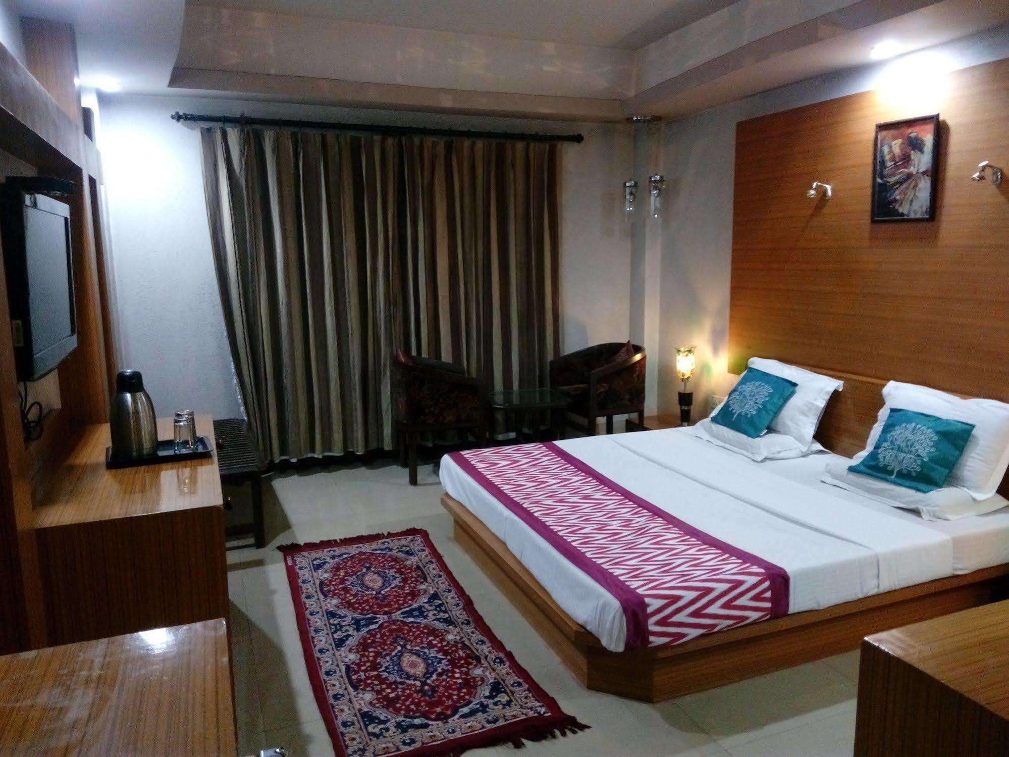 Hotel Snow Princess Manāli Dış mekan fotoğraf