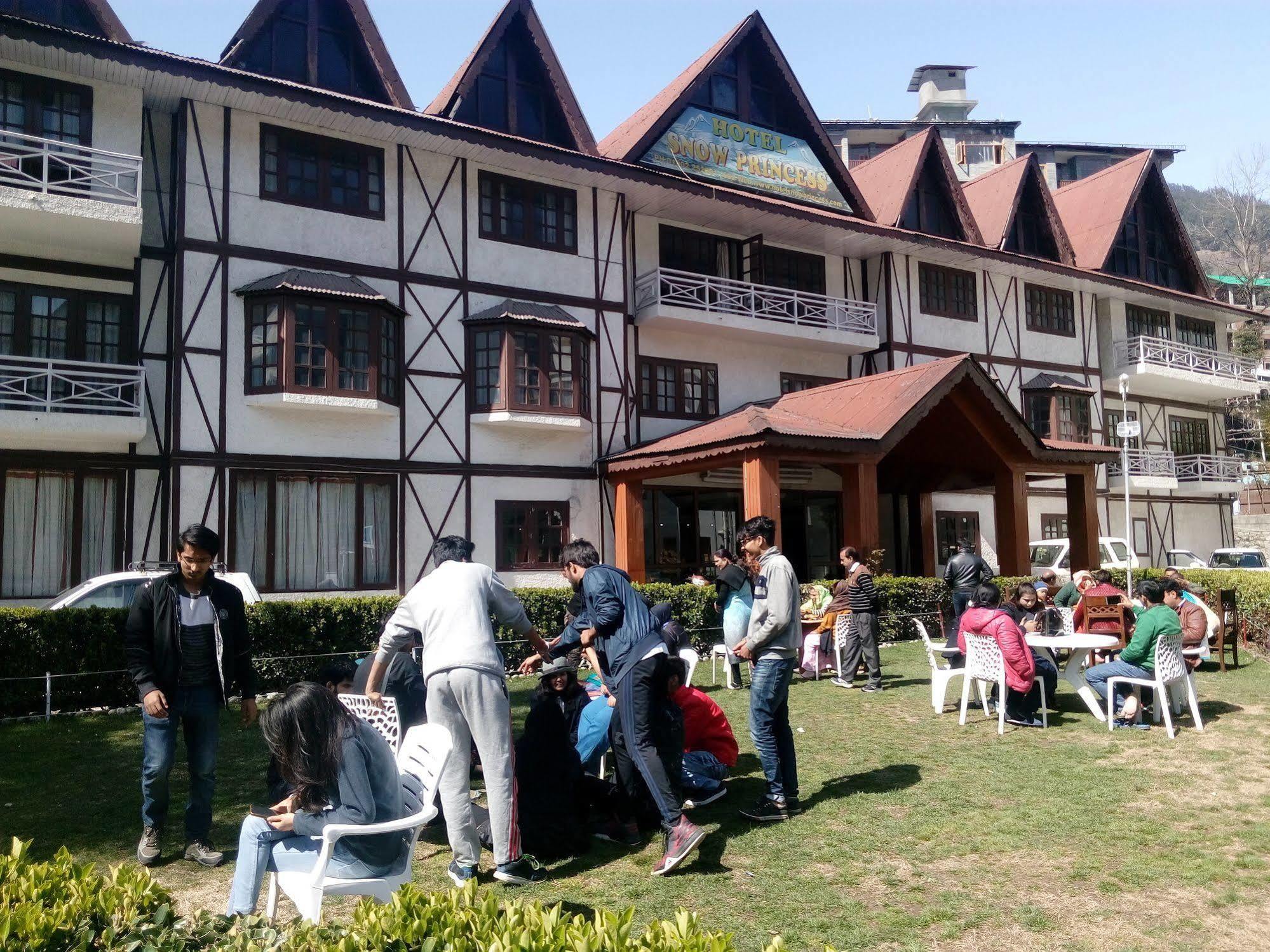 Hotel Snow Princess Manāli Dış mekan fotoğraf